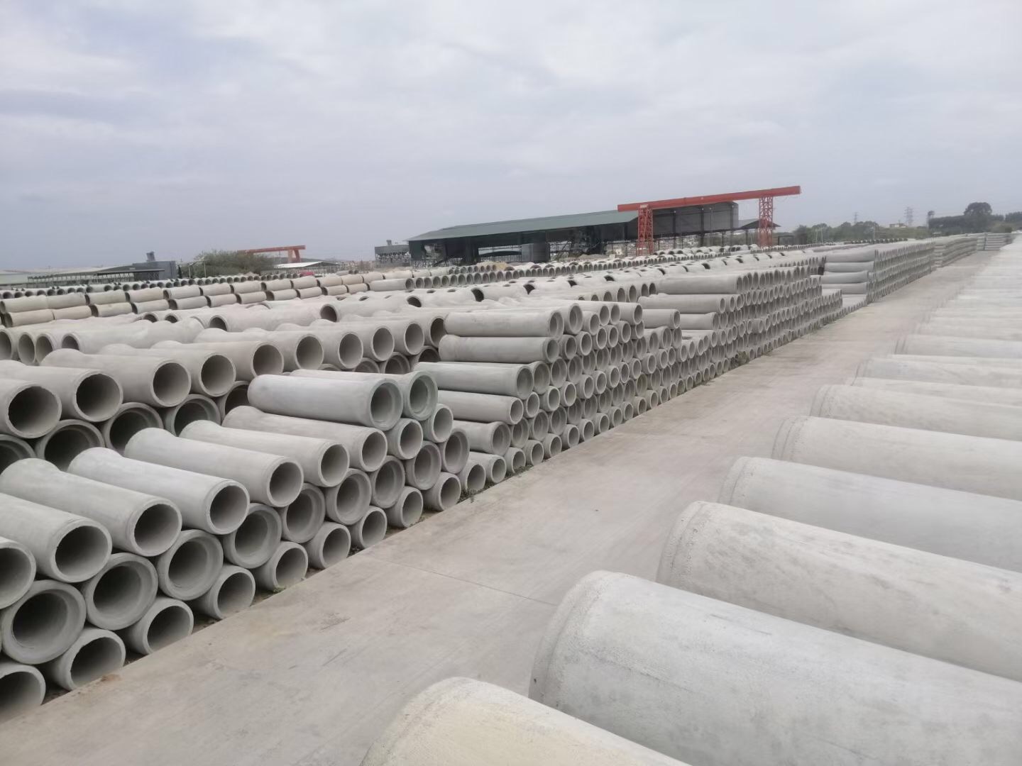 佛山三水水泥管【廠家直銷】_華堅(jiān)水泥管_鋼筋混凝土管