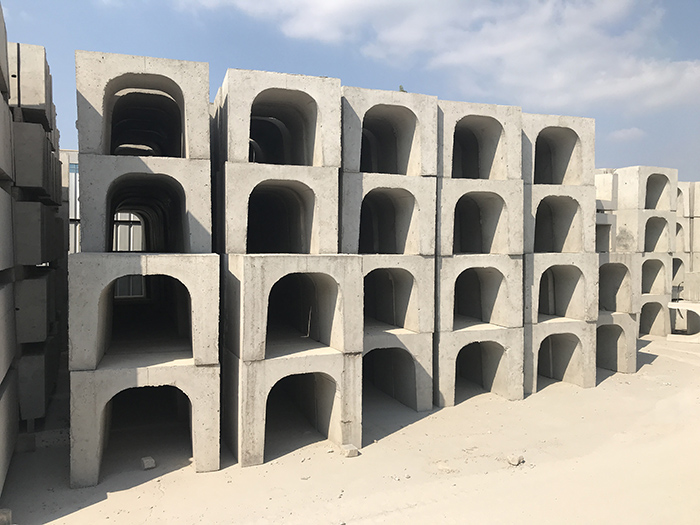 U型排水槽預(yù)制件的工地運輸注意事項