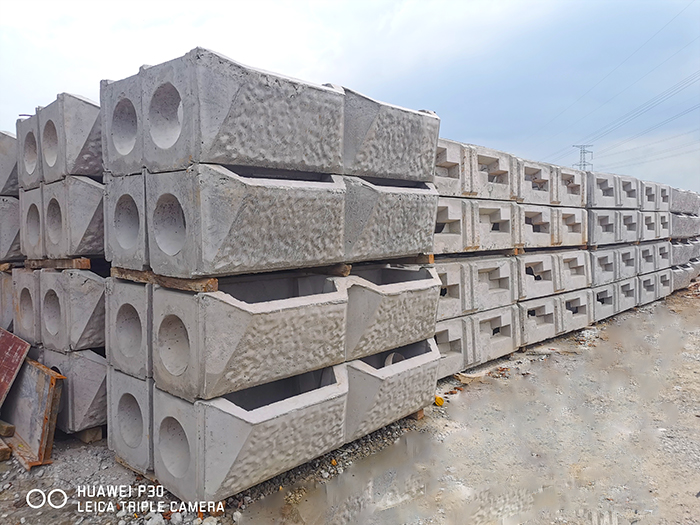 預(yù)制混凝土生態(tài)框于河道水利工程的主要作用有哪些？